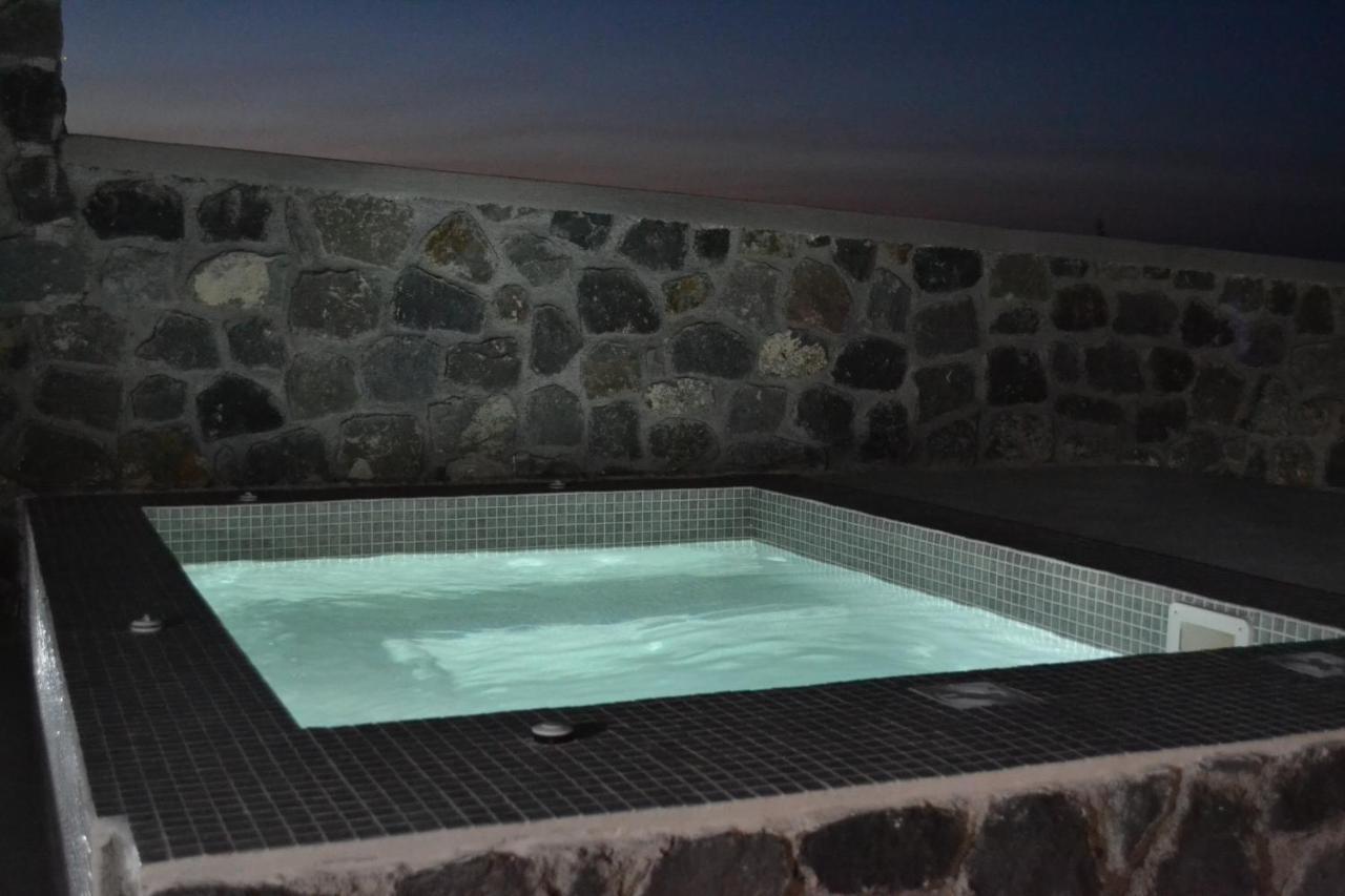 Erimo Vip Villa Vourvoúlos Exterior photo